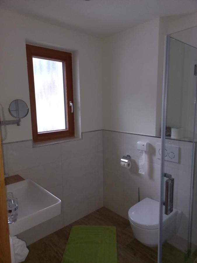 Ferienwohnung Haus Alpenflora Flirsch Exterior foto